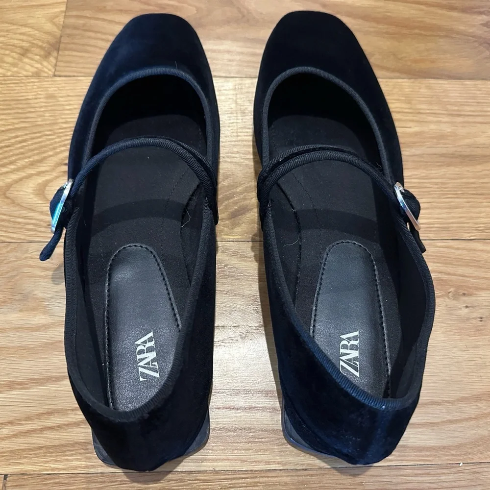 Zara Black Velvet Loafers with Strap - Picture 2 of 9